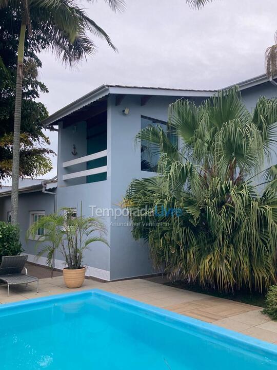 Casa para aluguel de temporada em Caraguatatuba (Porto Novo)