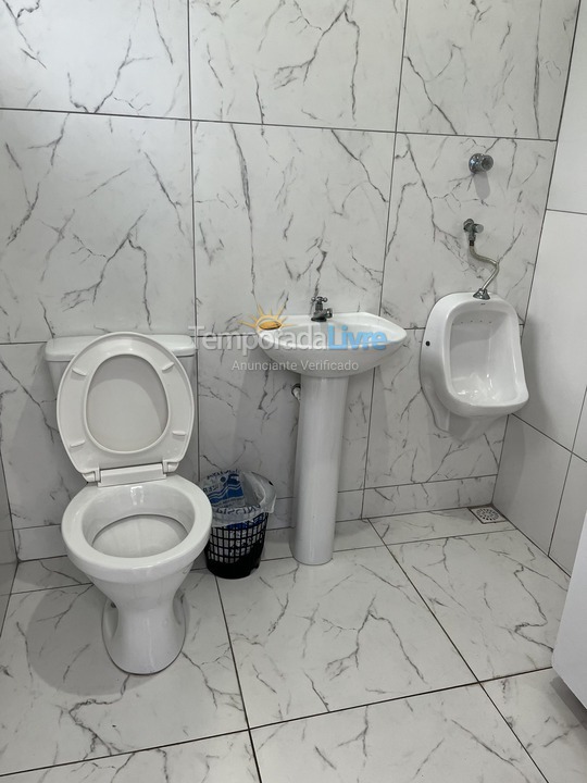 Casa para aluguel de temporada em Guaratuba (Bal Brejatuba)