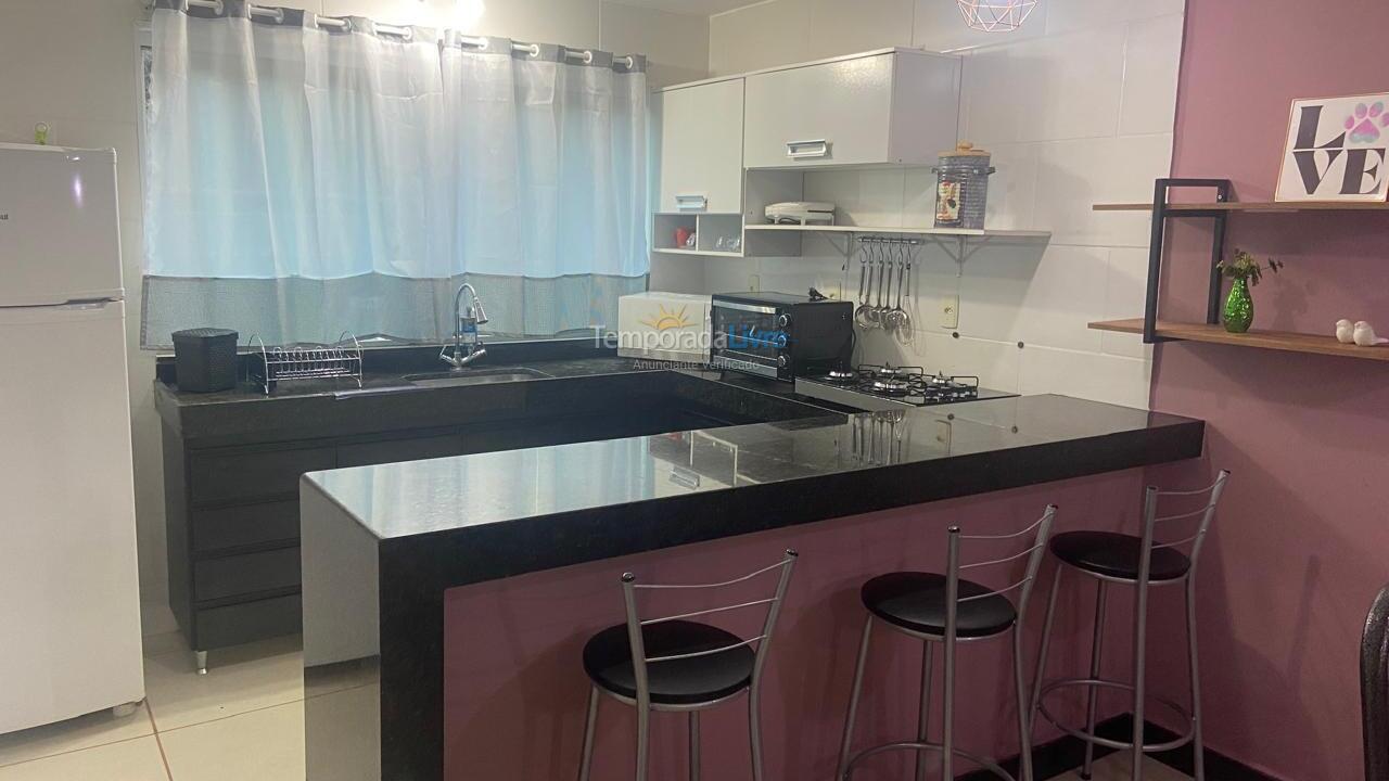 Casa para aluguel de temporada em Capitólio (Escarpas do Lago)