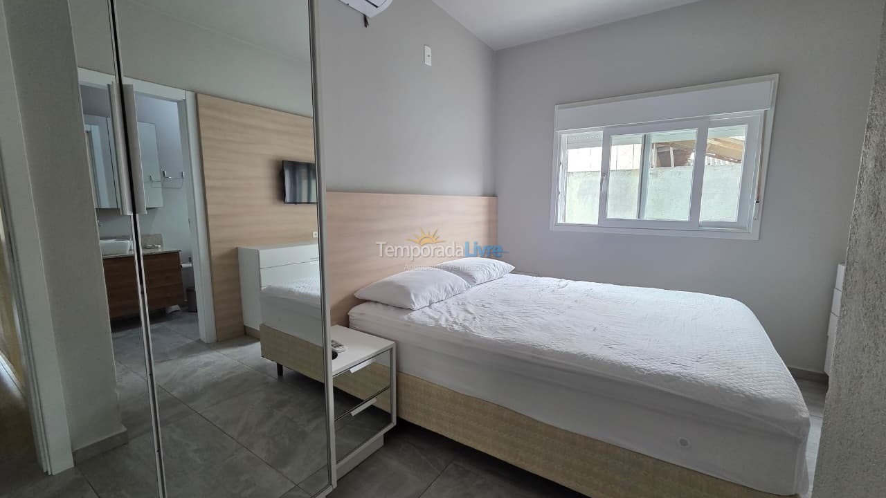 House for vacation rental in Bombinhas (Praia de Bombas)