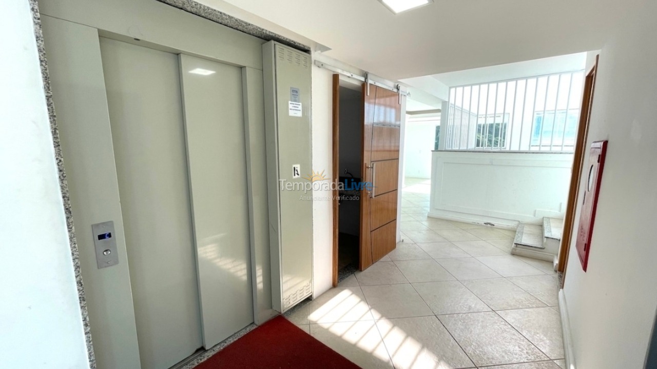 Apartamento para aluguel de temporada em Arraial do Cabo (Prainha)