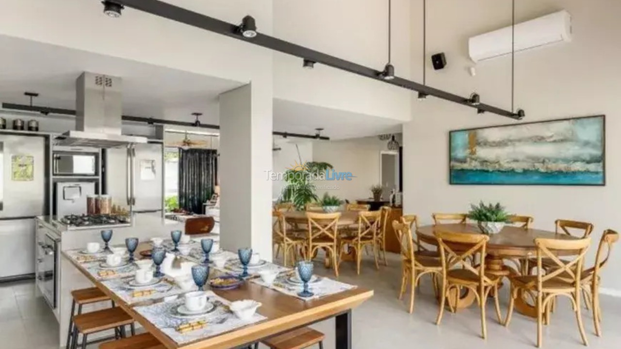 Casa para alquiler de vacaciones em Florianopolis (Jurerê Internacional)