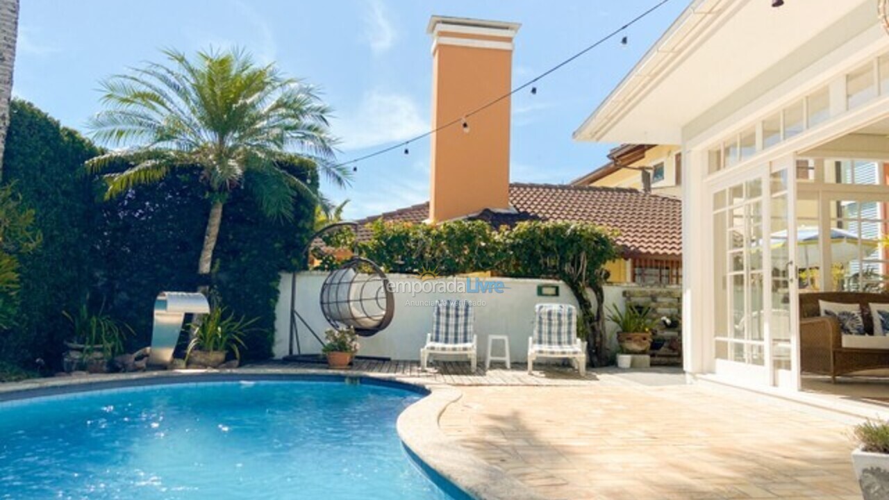 Casa para aluguel de temporada em Florianopolis (Jurerê Internacional)