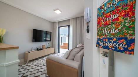 196 - Jardín 03 habitaciones y jacuzzi en Mariscal