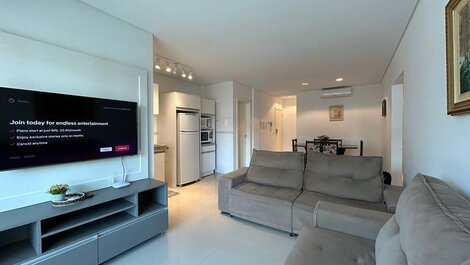 176 - 3-bedroom apartment on Mariscal Beach