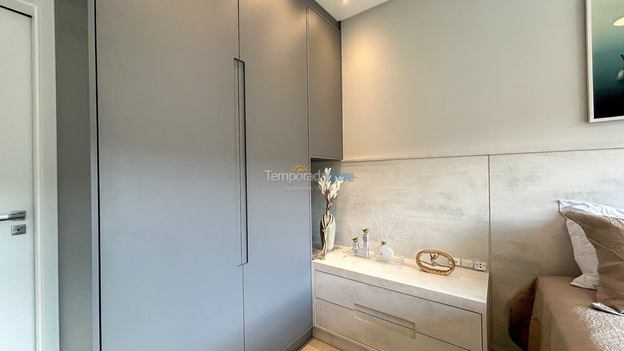 Apartamento para alquiler de vacaciones em Bombinhas (Praia de Bombas)