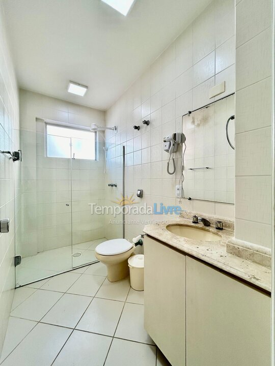 Apartamento para aluguel de temporada em Bombinhas (Praia de Bombas)