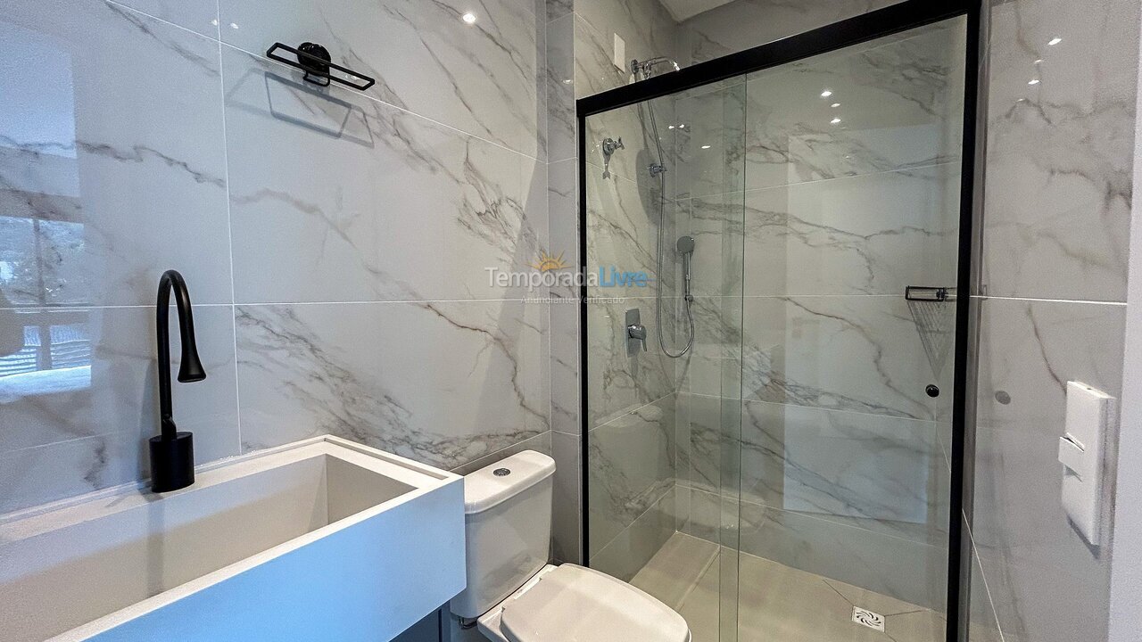 Apartamento para alquiler de vacaciones em Bombinhas (Praia de Bombas)