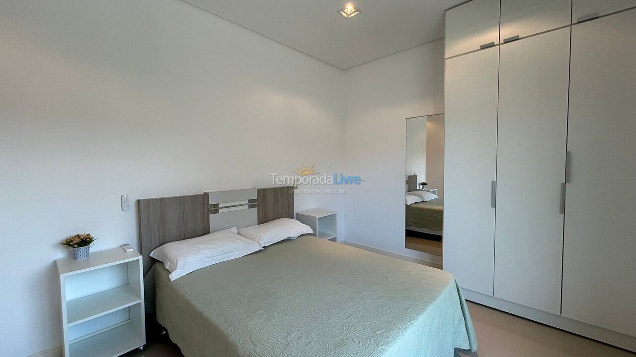 Apartment for vacation rental in Bombinhas (Mariscal)