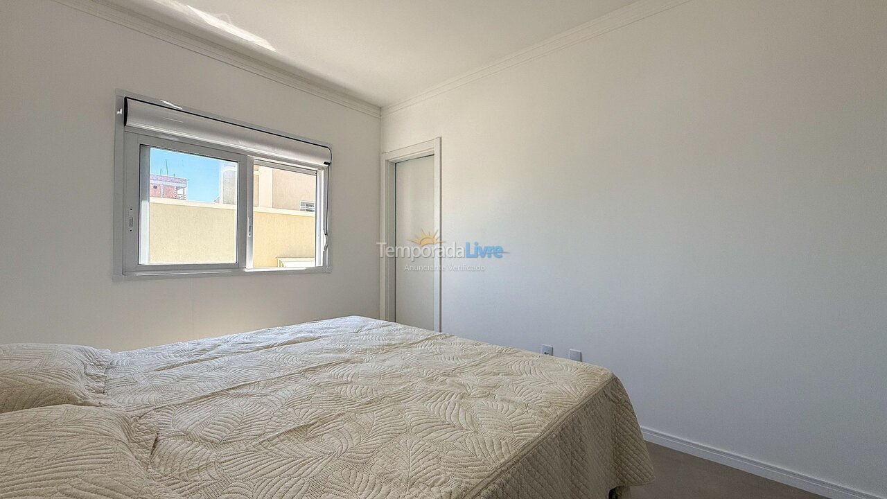 Apartment for vacation rental in Bombinhas (Praia de Bombas)