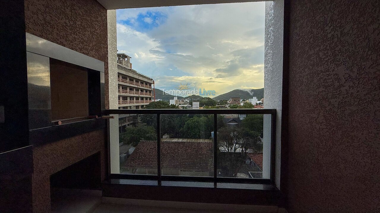 Apartamento para aluguel de temporada em Bombinhas (Praia de Bombas)