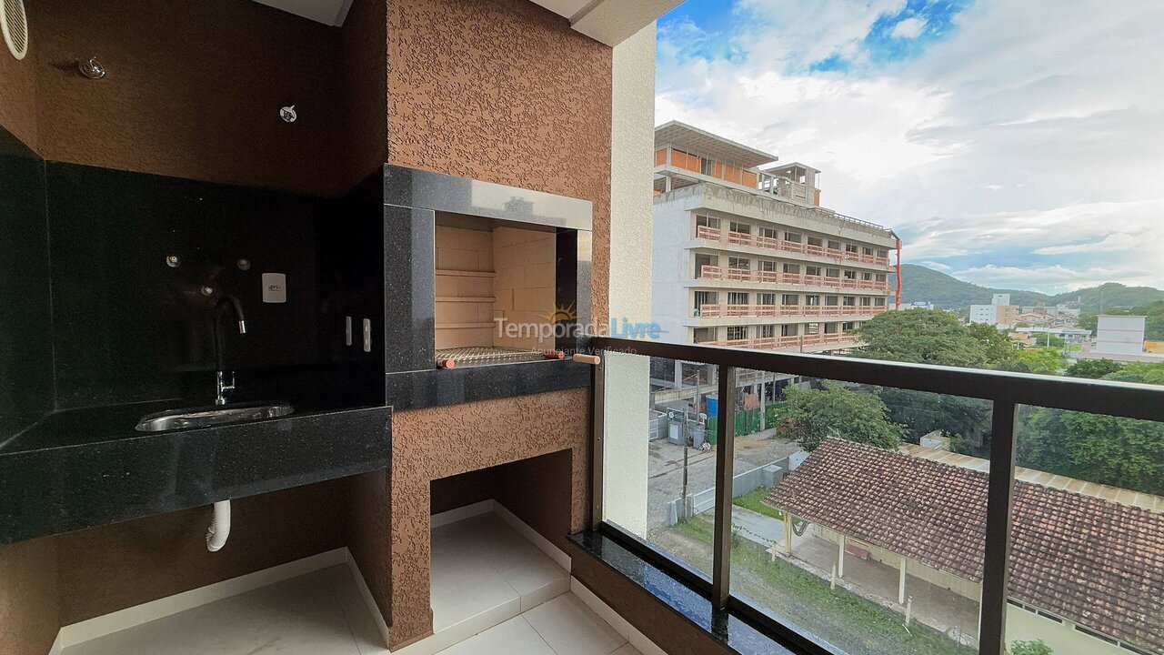 Apartamento para aluguel de temporada em Bombinhas (Praia de Bombas)