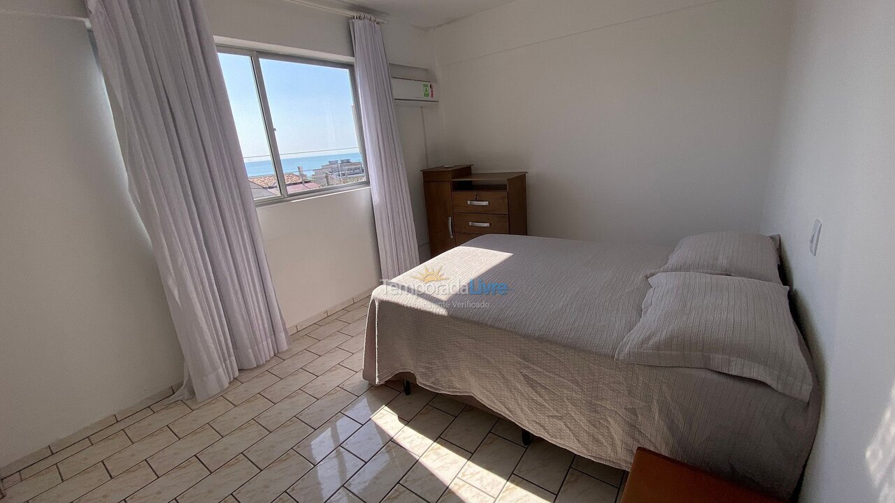 Apartamento para aluguel de temporada em Bombinhas (Praia de Bombas)