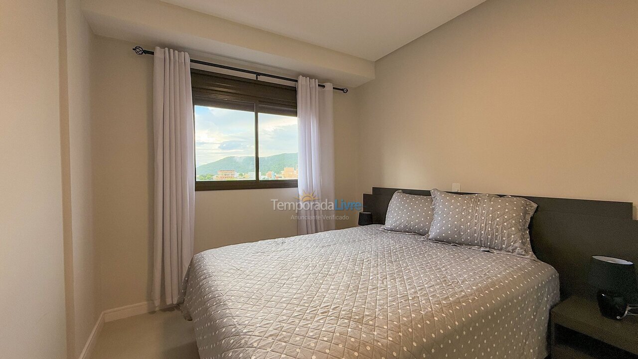 Apartamento para aluguel de temporada em Bombinhas (Praia de Bombas)