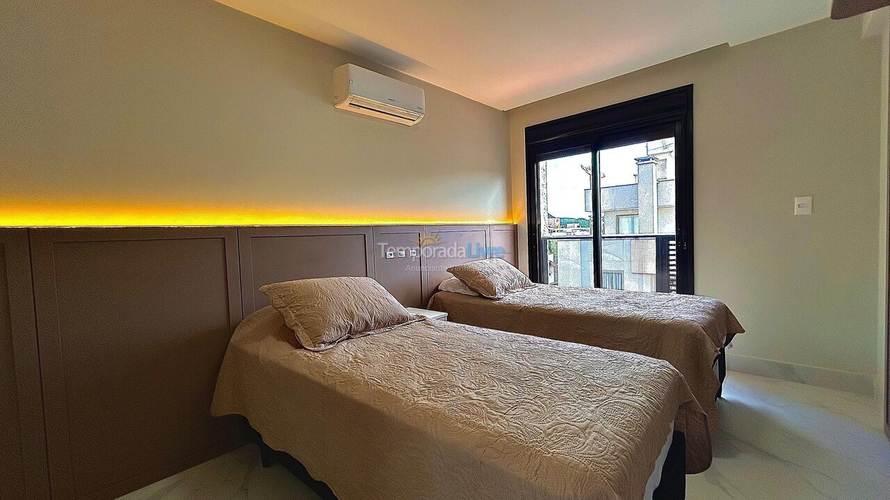 Apartamento para alquiler de vacaciones em Bombinhas (Praia de Bombas)