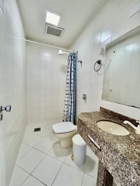 306 - Ampla cobertura Praia de Bombas - Vista Mar