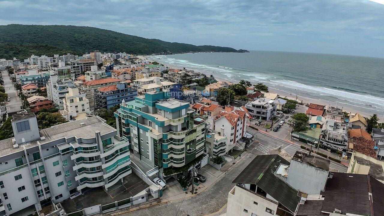 Apartment for vacation rental in Bombinhas (Praia de Bombas)