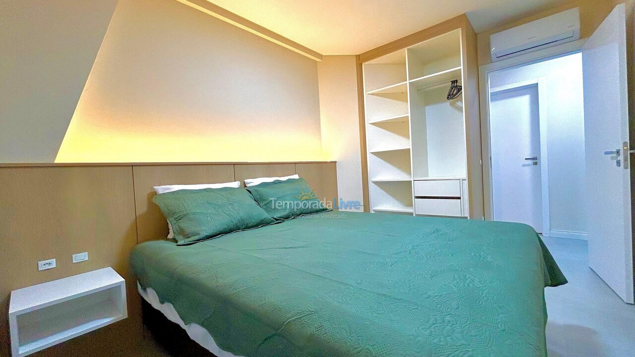 Apartment for vacation rental in Bombinhas (Canto Grande)