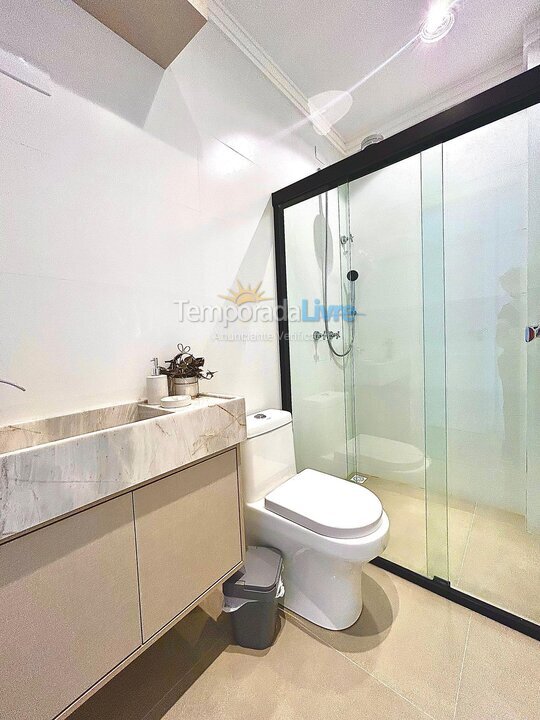 Apartamento para alquiler de vacaciones em Bombinhas (Praia de Bombas)