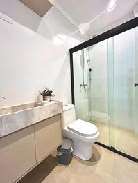 408- Apartamento de 2 suites en la playa de Bombas