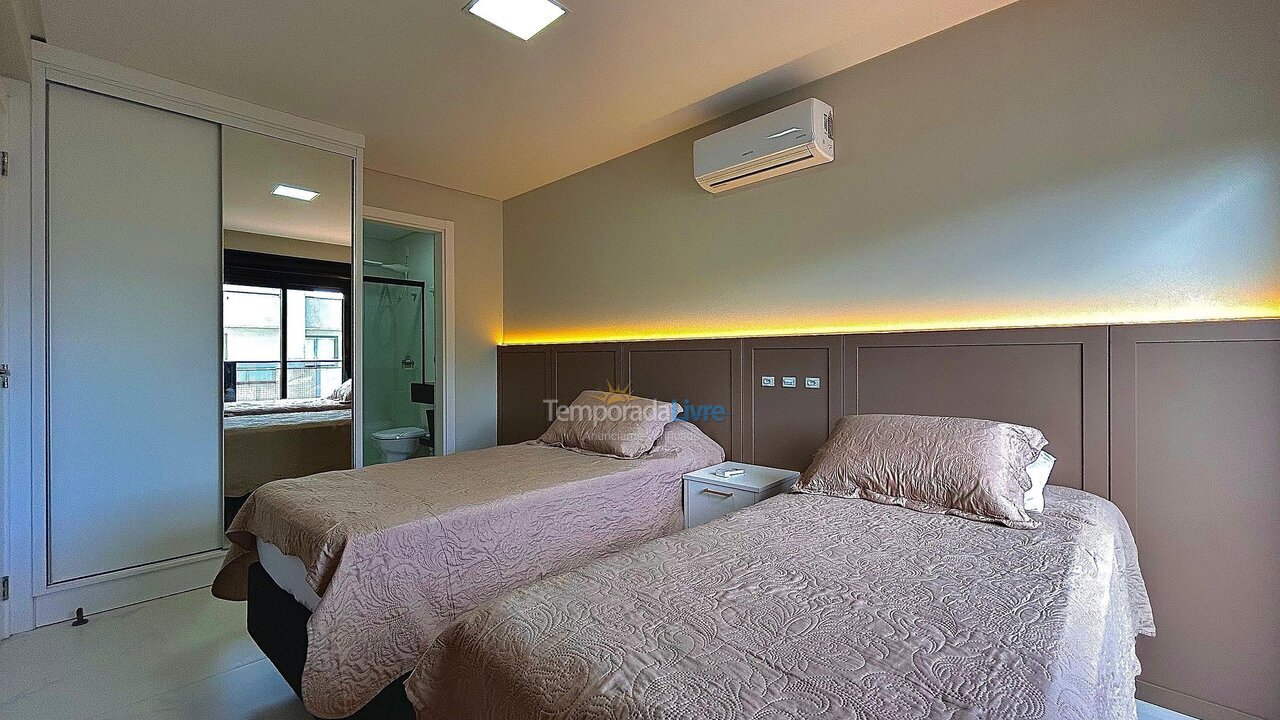 Apartamento para alquiler de vacaciones em Bombinhas (Praia de Bombas)