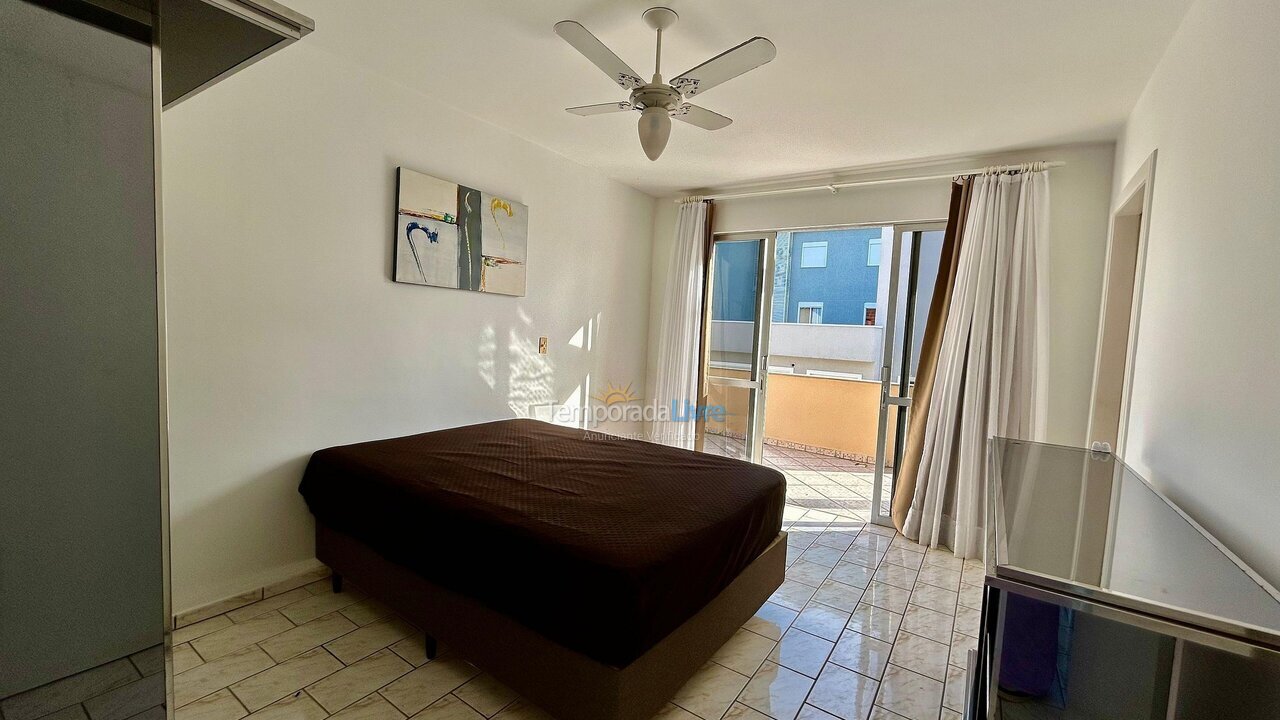 Apartamento para aluguel de temporada em Bombinhas (Praia de Bombas)