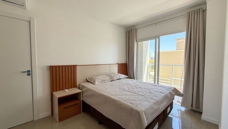 407- 2-suite apartment near the beach