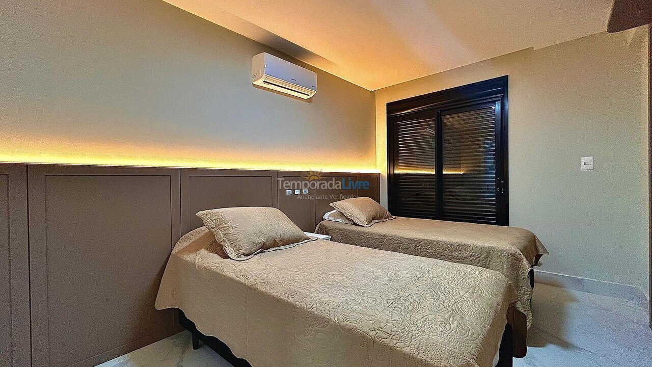 Apartamento para alquiler de vacaciones em Bombinhas (Praia de Bombas)