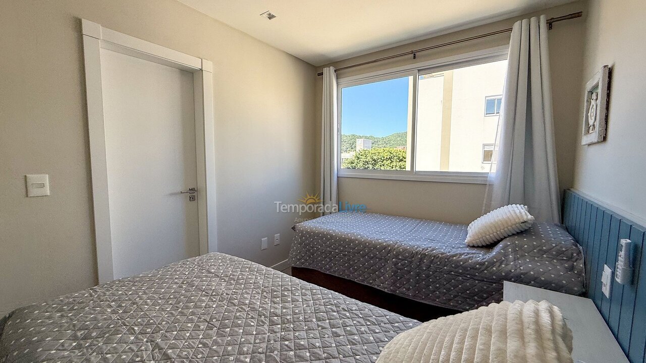 Apartment for vacation rental in Bombinhas (Mariscal)