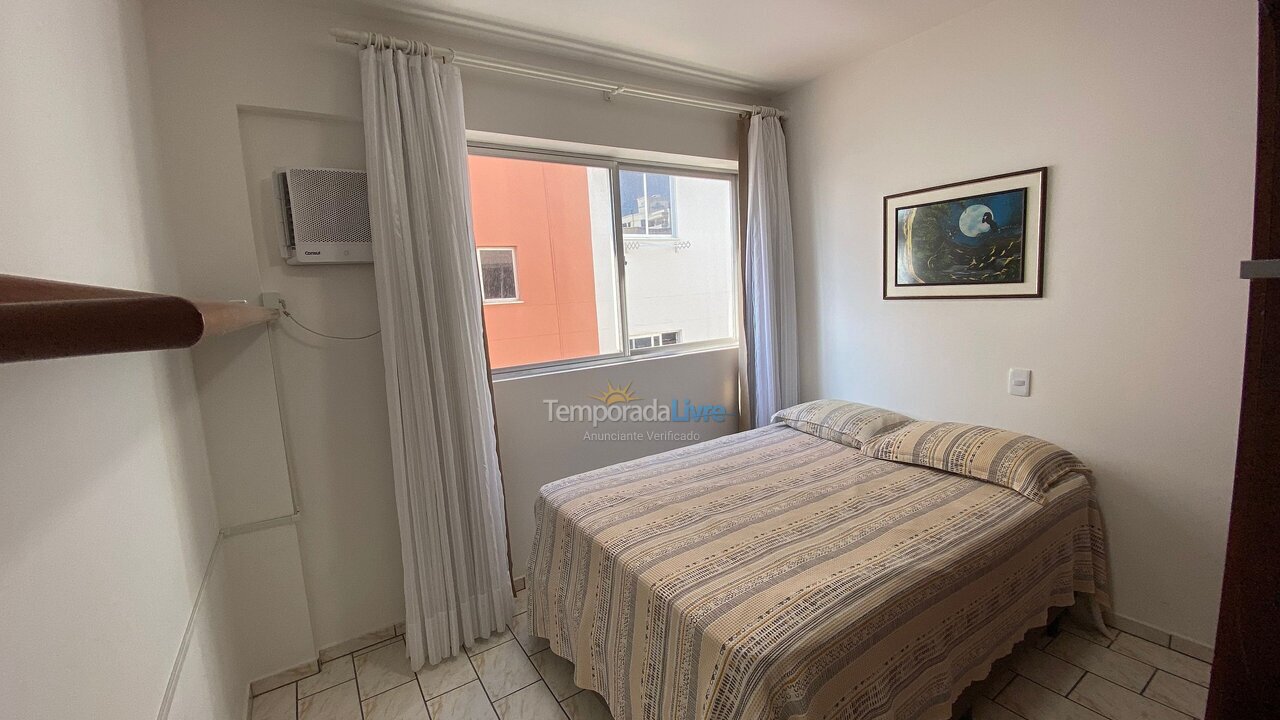 Apartamento para aluguel de temporada em Bombinhas (Praia de Bombas)