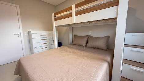 256 - Apto 2 dormitórios com piscina em Bombas