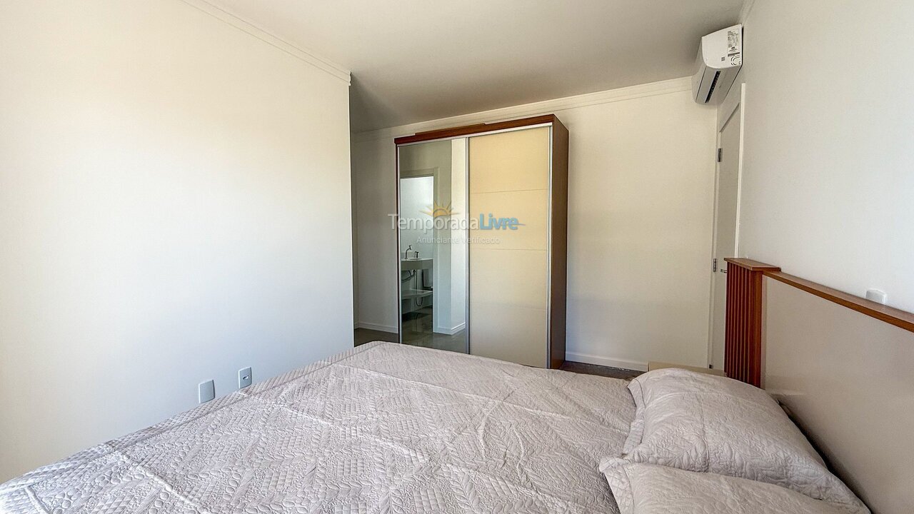 Apartment for vacation rental in Bombinhas (Praia de Bombas)