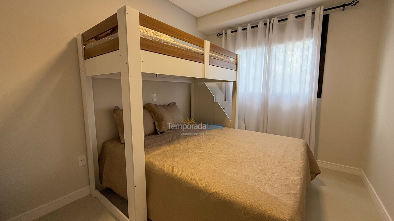 Apartamento para aluguel de temporada em Bombinhas (Praia de Bombas)