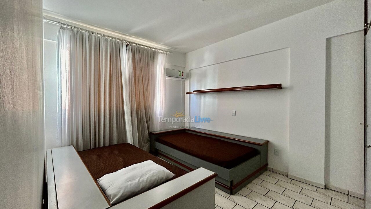 Apartamento para aluguel de temporada em Bombinhas (Praia de Bombas)