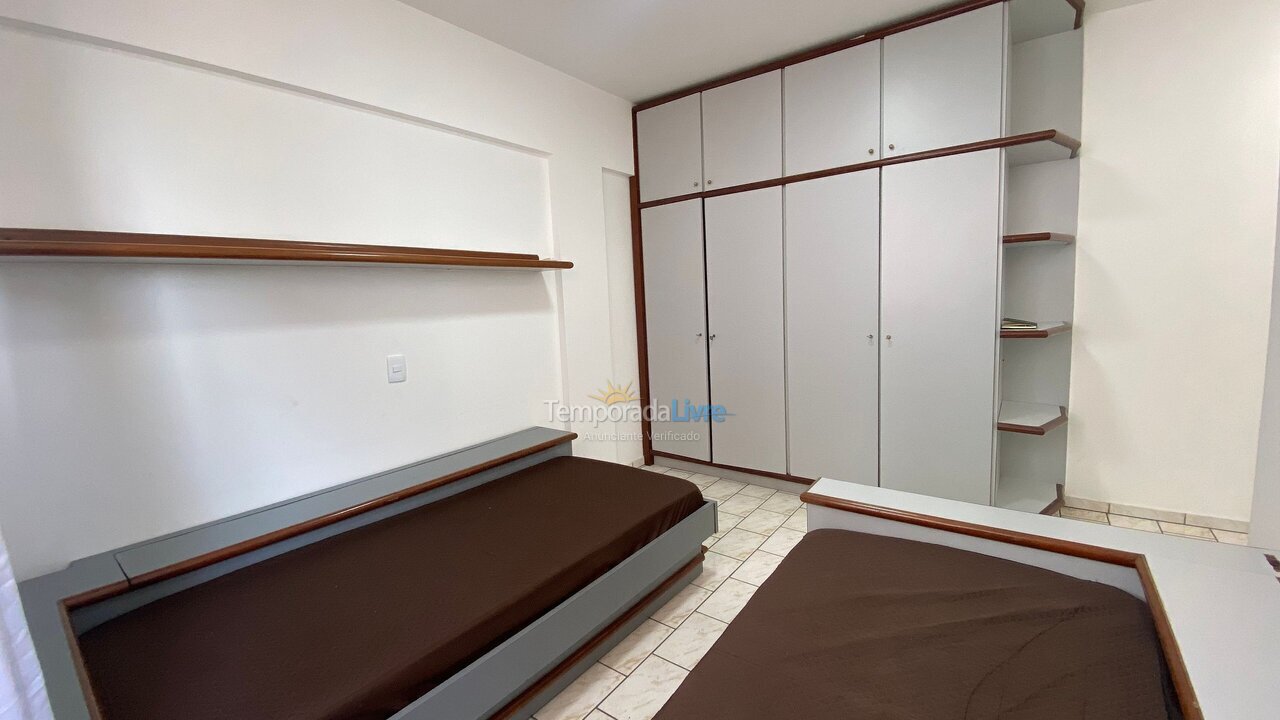 Apartamento para aluguel de temporada em Bombinhas (Praia de Bombas)