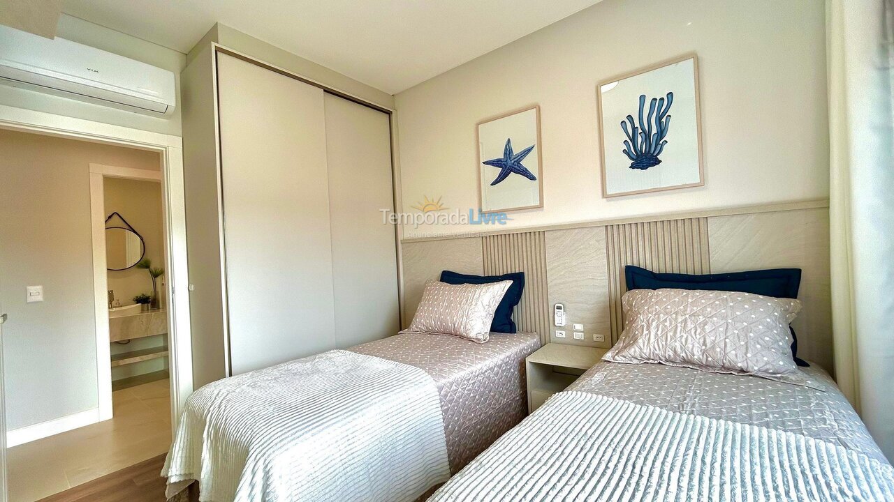 Apartment for vacation rental in Bombinhas (Praia de Bombas)