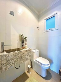 408- Apartamento de 2 suites en la playa de Bombas