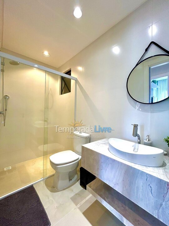 Apartment for vacation rental in Bombinhas (Praia de Bombas)