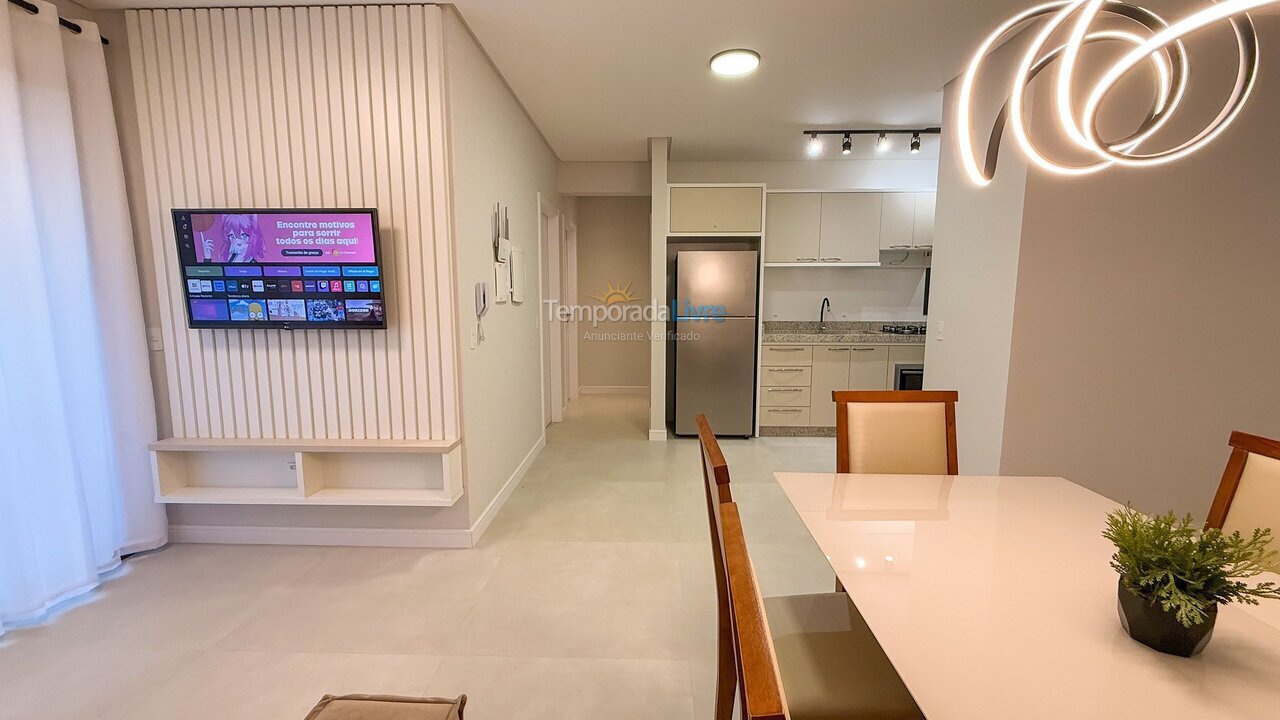 Apartamento para aluguel de temporada em Bombinhas (Praia de Bombas)