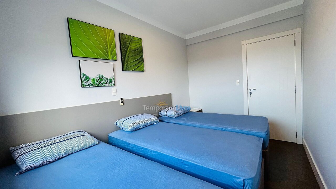 Apartment for vacation rental in Bombinhas (Praia de Bombas)