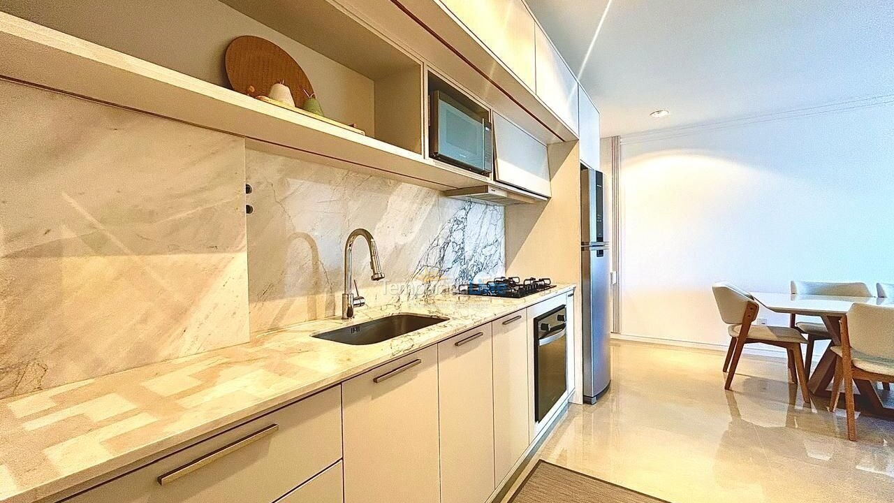 Apartamento para alquiler de vacaciones em Bombinhas (Praia de Bombas)