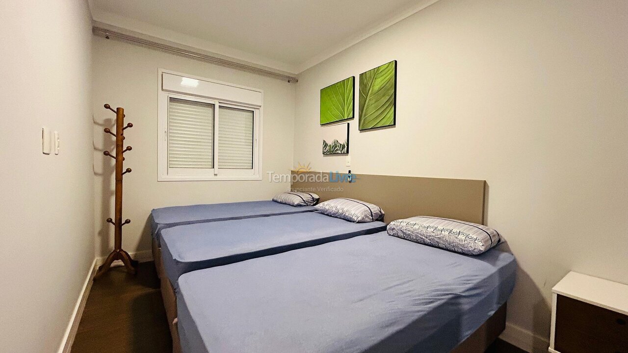 Apartment for vacation rental in Bombinhas (Praia de Bombas)