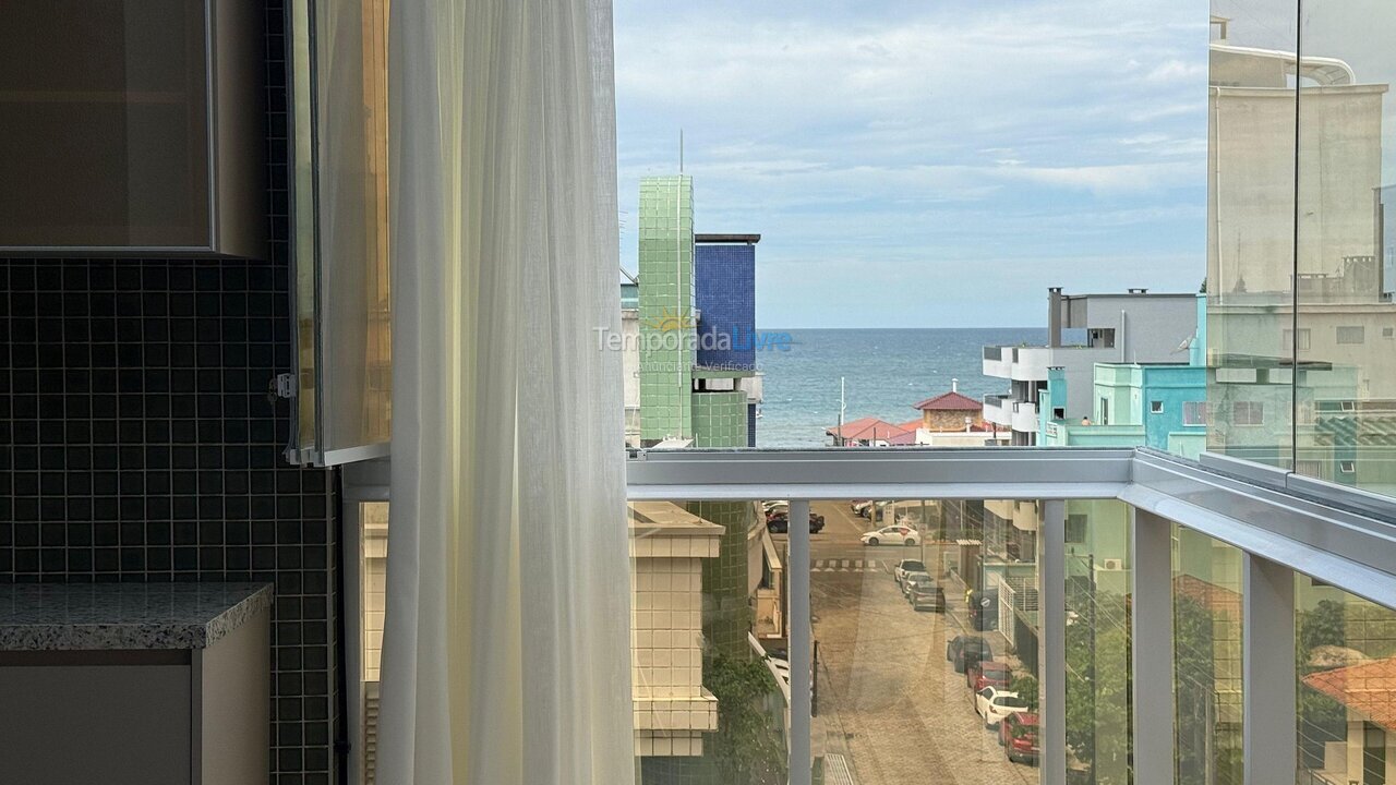 Apartamento para aluguel de temporada em Bombinhas (Praia de Bombas)