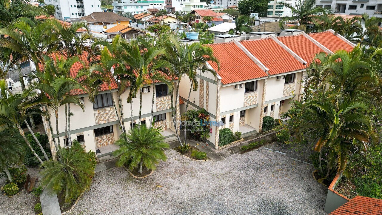 Apartamento para alquiler de vacaciones em Bombinhas (Praia de Bombas)