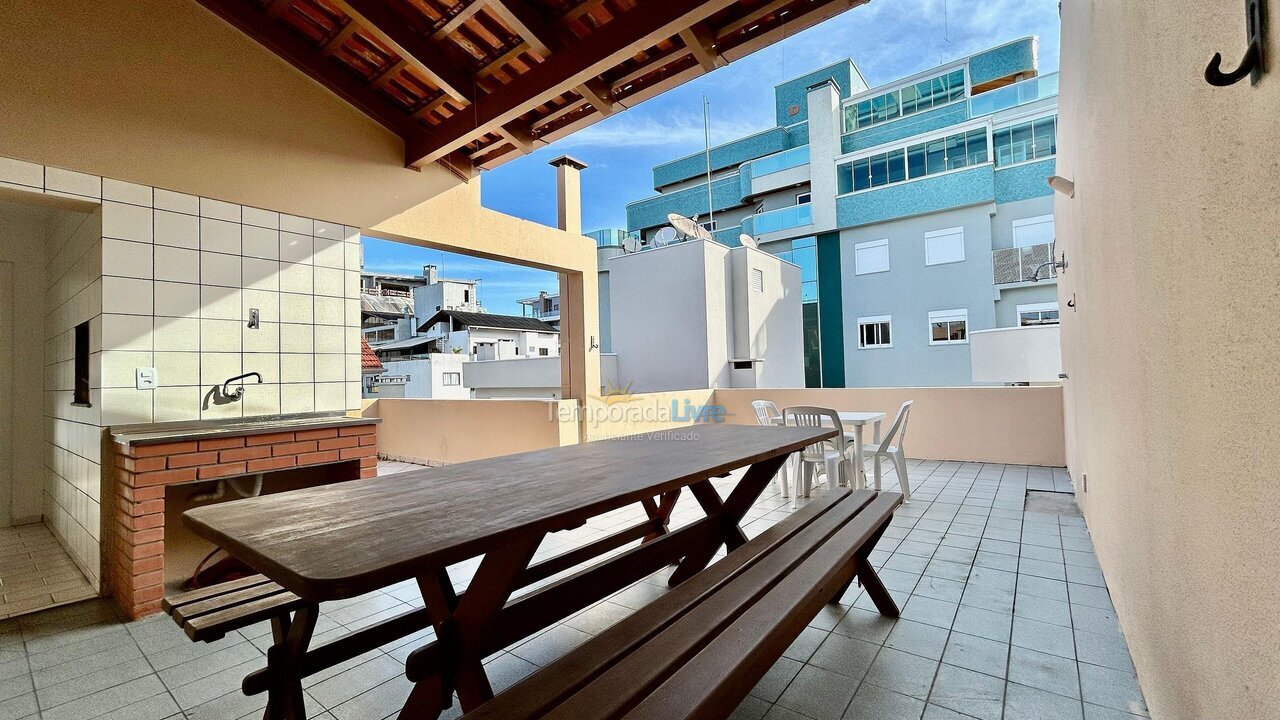 Apartamento para aluguel de temporada em Bombinhas (Praia de Bombas)