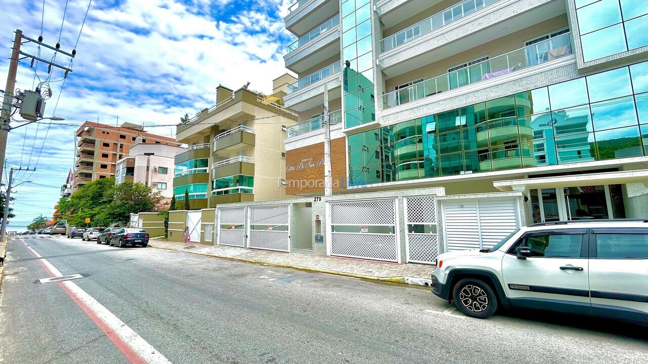Apartamento para alquiler de vacaciones em Bombinhas (Praia de Bombas)