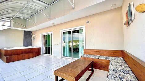 032 - Duplex Penthouse with Jacuzzi in Bombas Beach