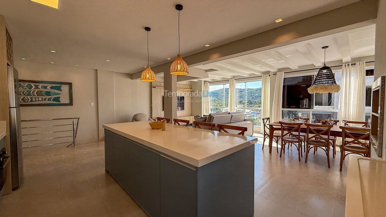 Apartment for vacation rental in Bombinhas (Mariscal)