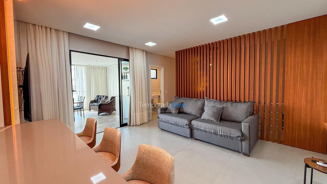 Apartment for vacation rental in Bombinhas (Praia de Bombas)