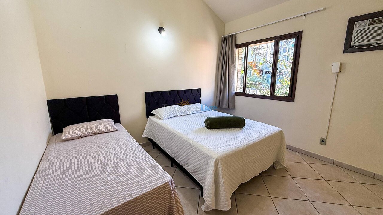 Apartamento para alquiler de vacaciones em Bombinhas (Praia de Bombas)